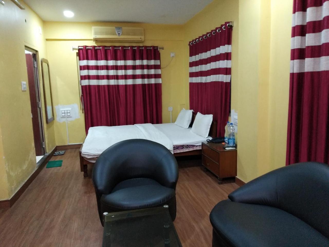 Hotel Relax Kolkata Ngoại thất bức ảnh