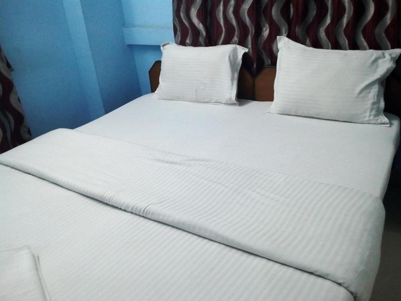 Hotel Relax Kolkata Ngoại thất bức ảnh